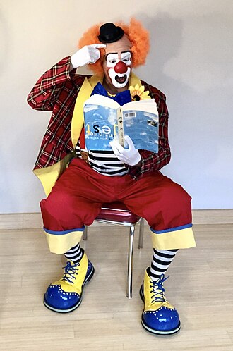 clown meaning in hindi - Hình 3