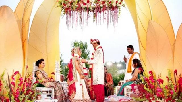 डेस्टिनेशन वेडिंग की प्रमुख विशेषताएं और आकर्षण