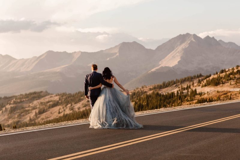 Elope: भागकर शादी करना  कारण और परिणाम (Reasons and Consequences)