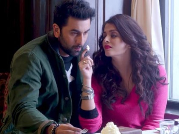 फ़्लर्टिंग और छेड़छाड़ में अंतर: सूक्ष्म रेखा को समझना (Flirting Aur Chhedchhad Mein Antar: Sukshm Rekha Ko Samajhna)