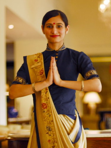 नमस्ते का अर्थ हिंदी में: एक पूर्ण विवरण (Namaste ka arth hindi mein: Ek purn vivaran)