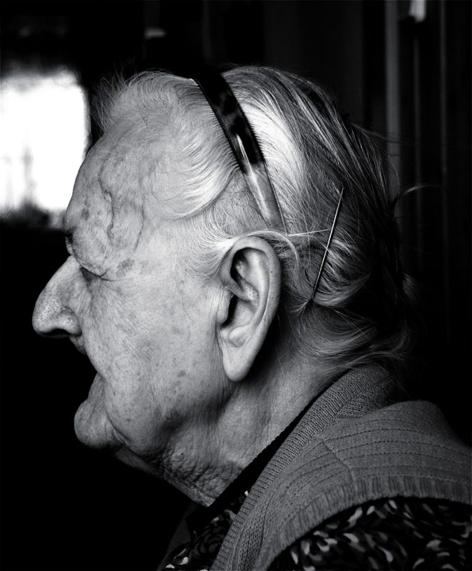 older meaning in hindi 2