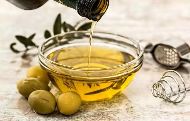 Olive Oil Meaning In Hindi: जैतून का तेल क्या है? स्वास्थ्य लाभ और उपयोग 8 olive oil meaning in hindi 2