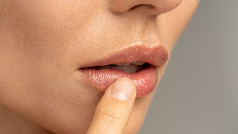 smooch meaning in hindi 3